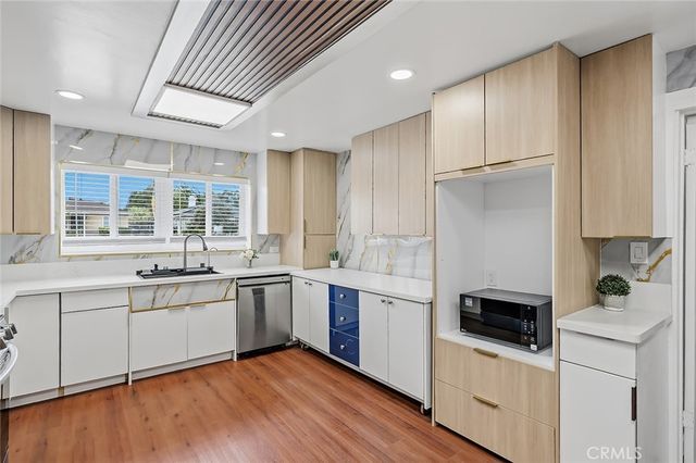 5352 Buttons Avenue, Temple City, CA 91780