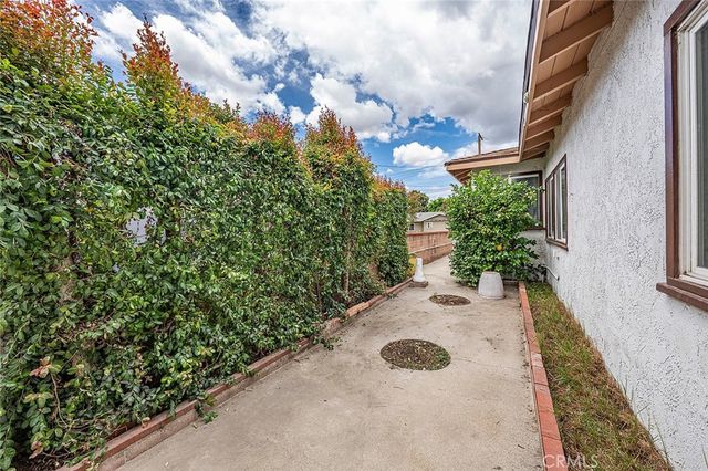 5352 Buttons Avenue, Temple City, CA 91780