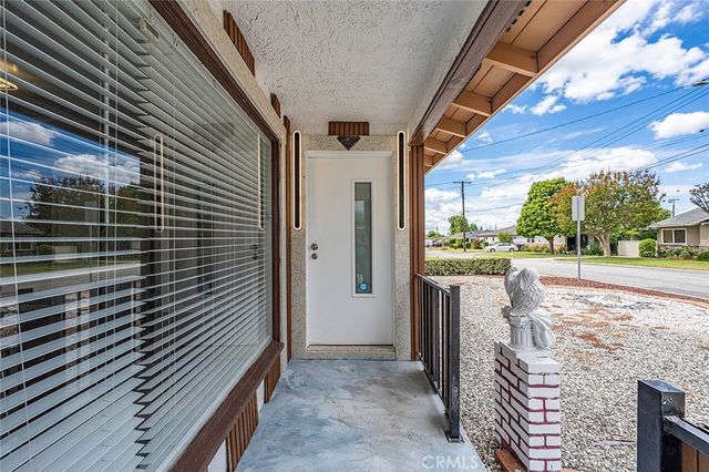 5352 Buttons Avenue, Temple City, CA 91780