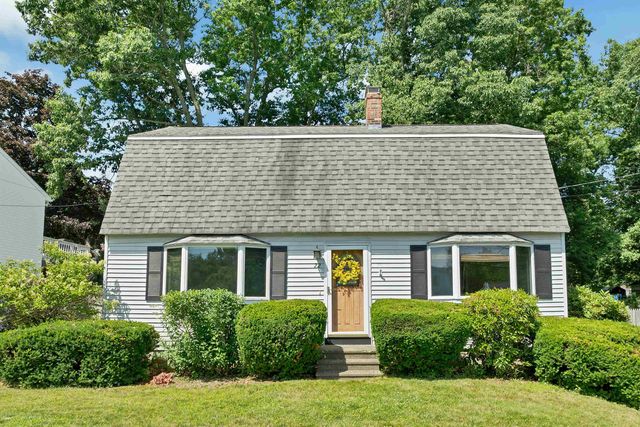 22 Jonathan Lane, Manchester, NH 03104