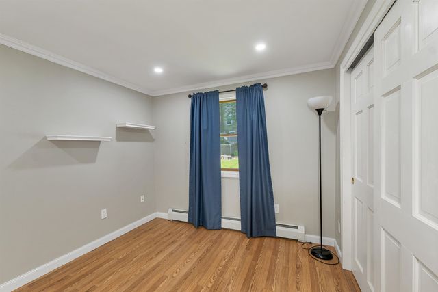 22 Jonathan Lane, Manchester, NH 03104