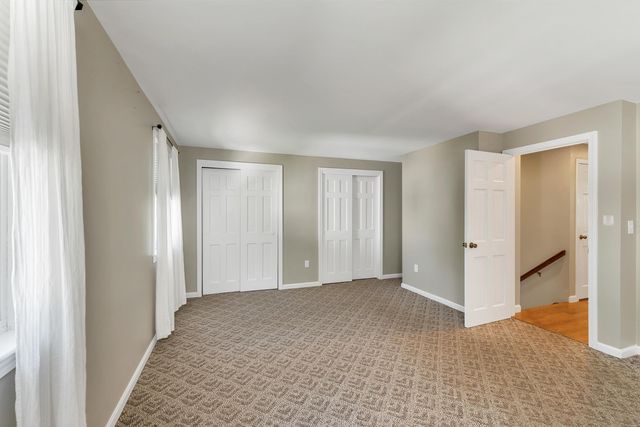 22 Jonathan Lane, Manchester, NH 03104