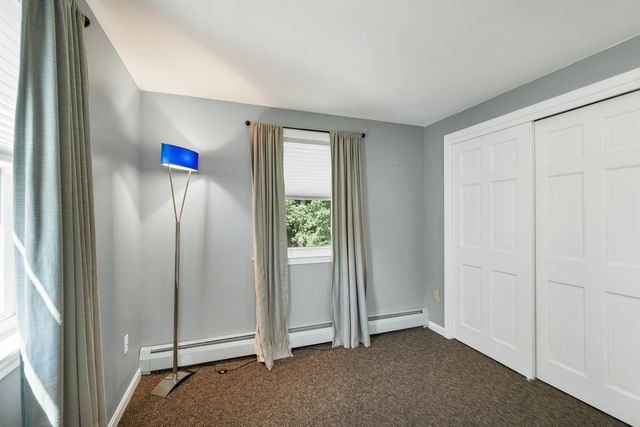 22 Jonathan Lane, Manchester, NH 03104
