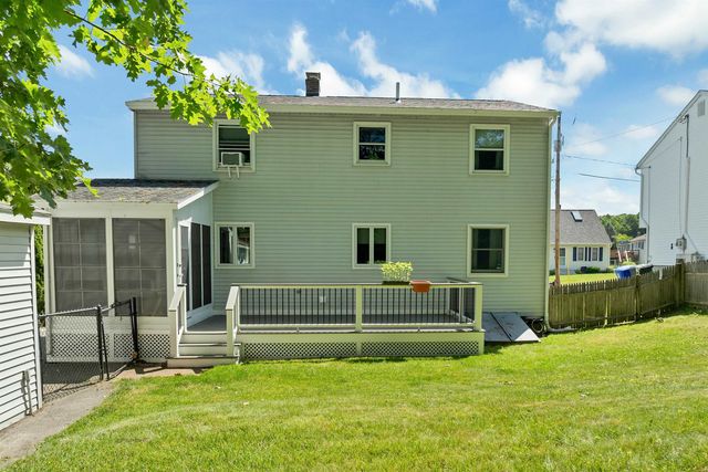 22 Jonathan Lane, Manchester, NH 03104