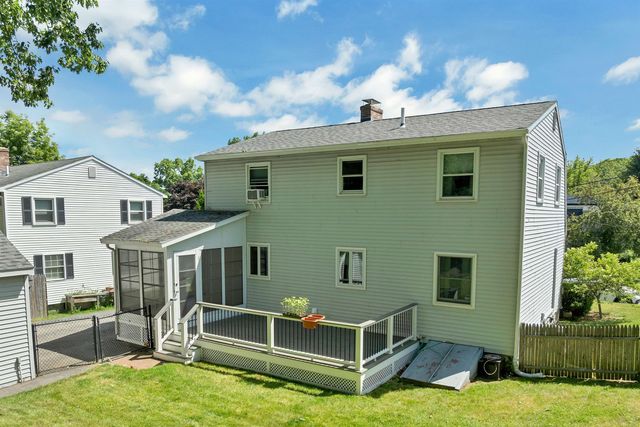 22 Jonathan Lane, Manchester, NH 03104