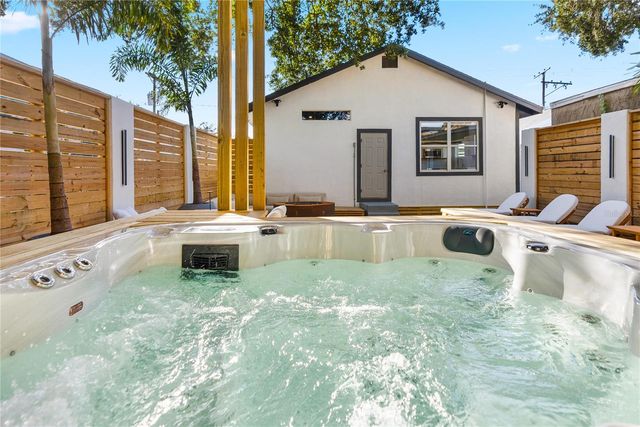 3513 N 15TH STREET, Tampa, FL 33605