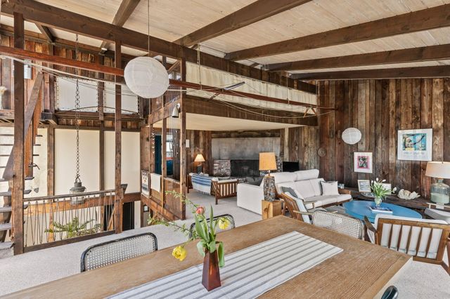 135 Newcomb Hollow Road, Wellfleet, MA 02667