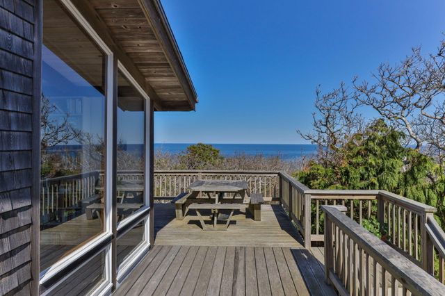 135 Newcomb Hollow Road, Wellfleet, MA 02667