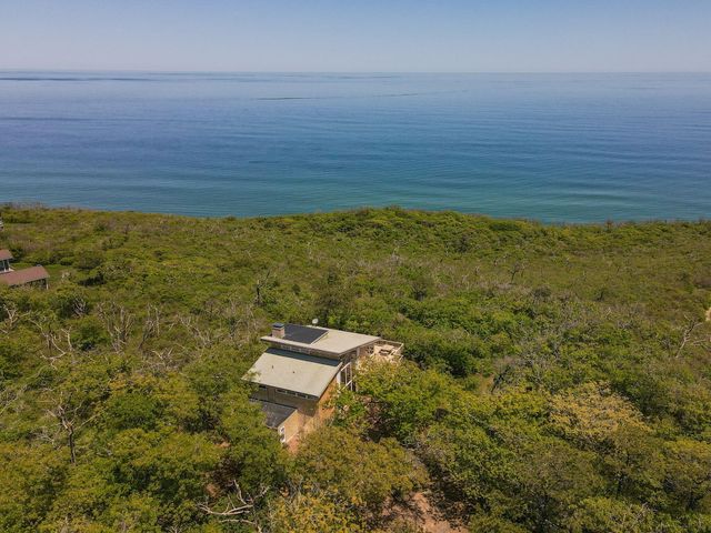 135 Newcomb Hollow Road, Wellfleet, MA 02667