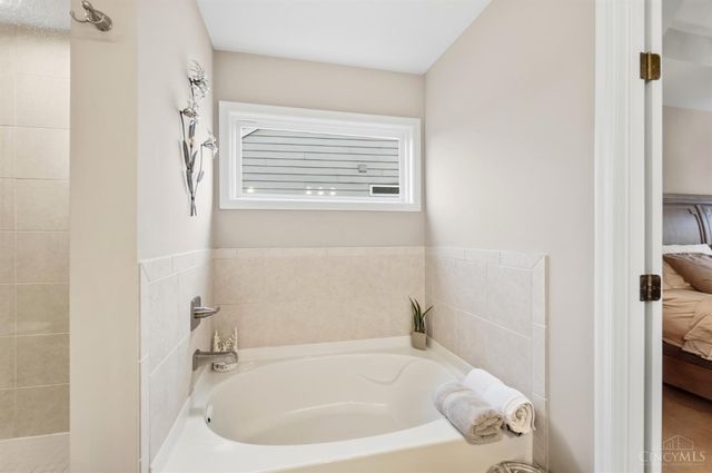 9750 Kensington Lane, Deerfield Twp., OH 45040
