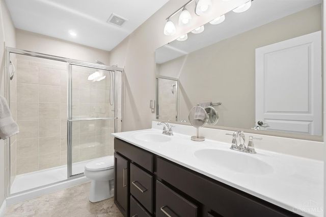 9750 Kensington Lane, Deerfield Twp., OH 45040