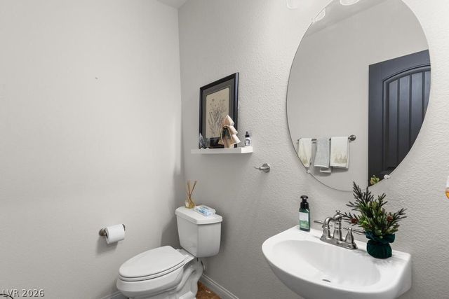 6067 Honeysuckle Ridge Street, Las Vegas, NV 89148