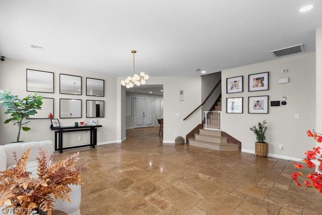 6067 Honeysuckle Ridge Street, Las Vegas, NV 89148