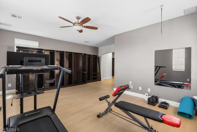 6067 Honeysuckle Ridge Street, Las Vegas, NV 89148