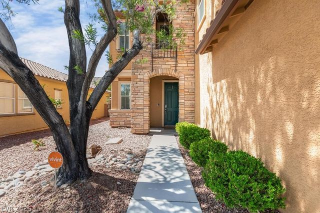 6067 Honeysuckle Ridge Street, Las Vegas, NV 89148