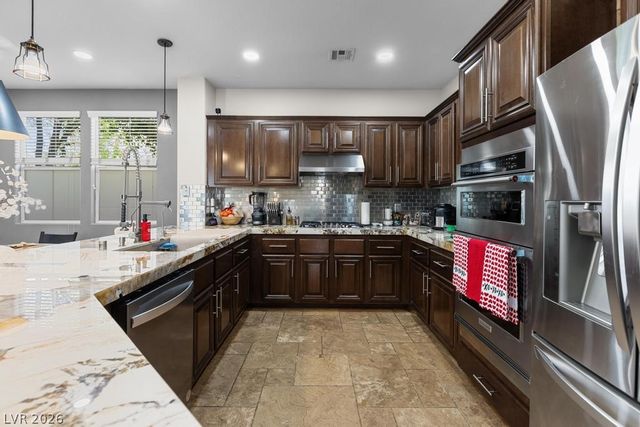 6067 Honeysuckle Ridge Street, Las Vegas, NV 89148