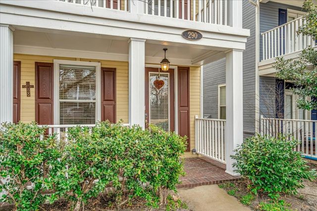 290 ISLAND BLUFF DR, Memphis, TN 38103