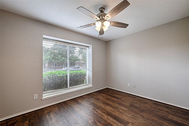 3006 Kathleen Lane, Euless, TX 76039