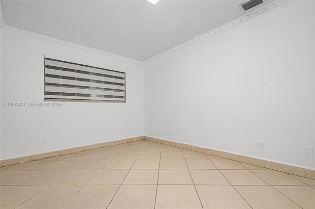 2545 NE 207th St 0, Miami, FL 33180