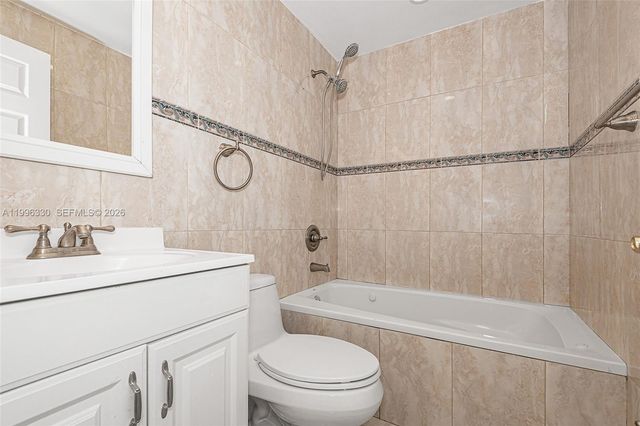 2545 NE 207th St 0, Miami, FL 33180