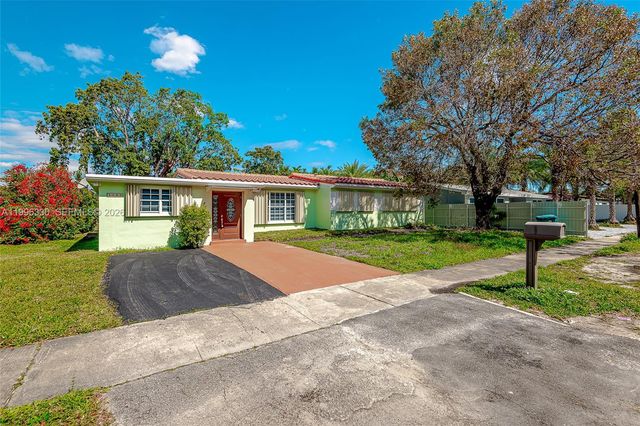 2545 NE 207th St 0, Miami, FL 33180