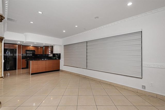 2545 NE 207th St 0, Miami, FL 33180