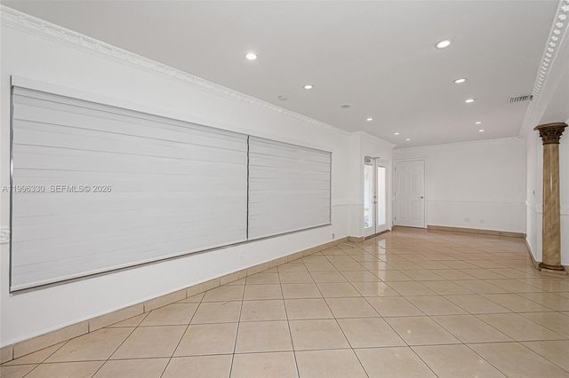 2545 NE 207th St 0, Miami, FL 33180