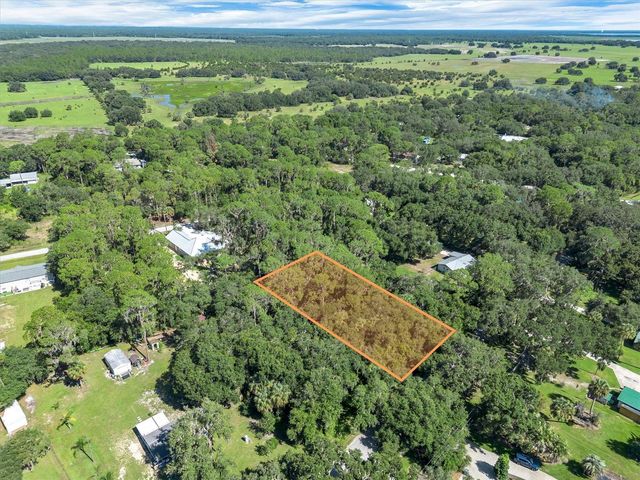 BEACH PARKWAY, Lake Wales, FL 33898