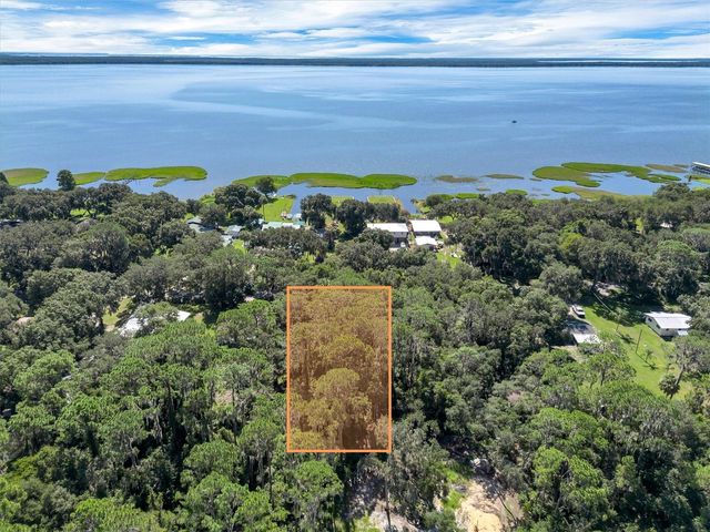 BEACH PARKWAY, Lake Wales, FL 33898