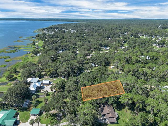 BEACH PARKWAY, Lake Wales, FL 33898
