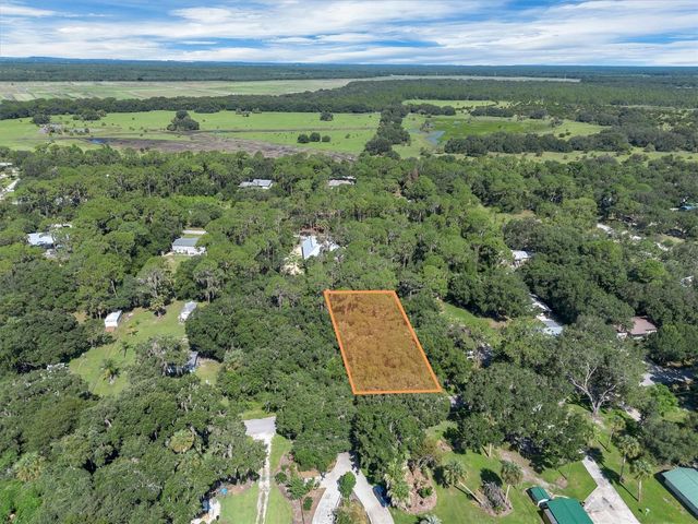 BEACH PARKWAY, Lake Wales, FL 33898