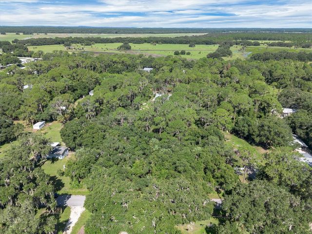 BEACH PARKWAY, Lake Wales, FL 33898