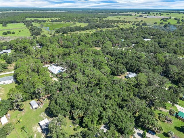 BEACH PARKWAY, Lake Wales, FL 33898