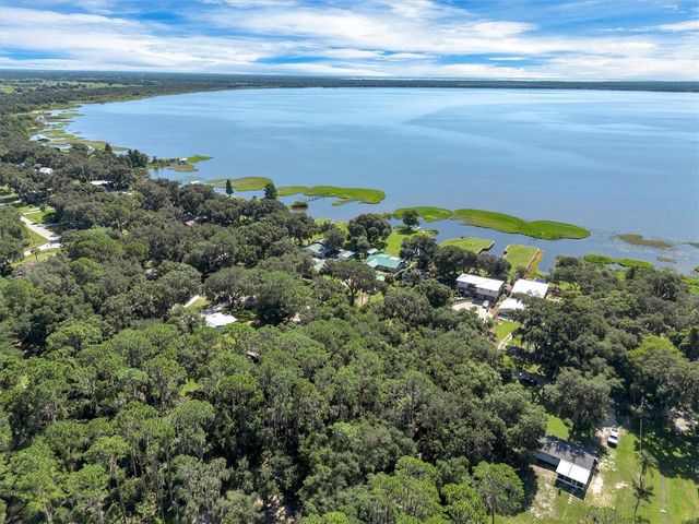 BEACH PARKWAY, Lake Wales, FL 33898