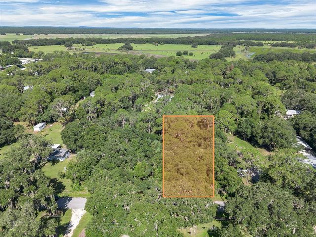 BEACH PARKWAY, Lake Wales, FL 33898