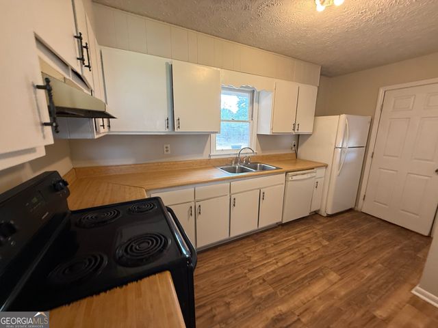 602 Hillcrest Drive, Dublin, GA 31021