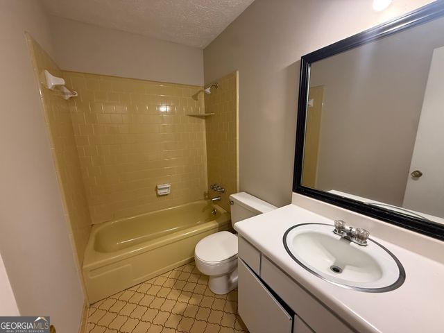 602 Hillcrest Drive, Dublin, GA 31021