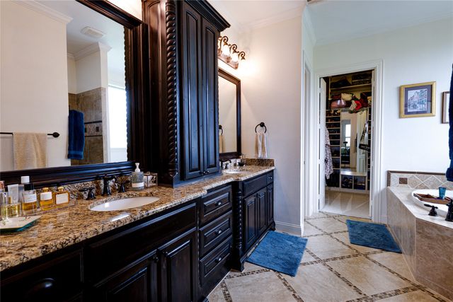 7757 Bella Milano Drive, Fort Worth, TX 76126