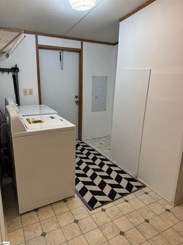 223 N 5th Street, Easley, SC 29640