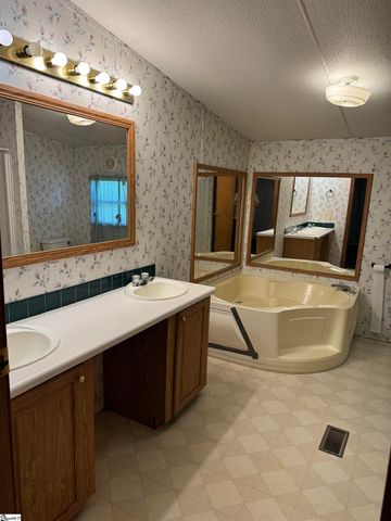 223 N 5th Street, Easley, SC 29640