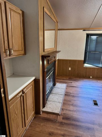 223 N 5th Street, Easley, SC 29640