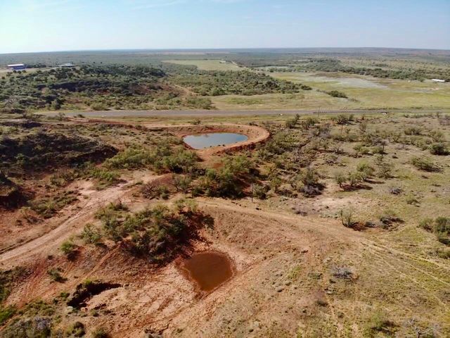 261 FM 261, Spur, TX 79370