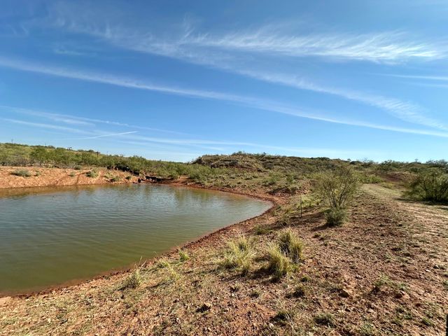 261 FM 261, Spur, TX 79370