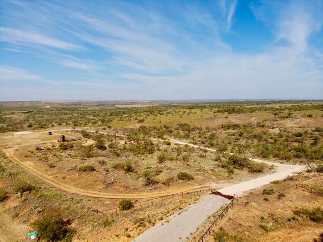 261 FM 261, Spur, TX 79370
