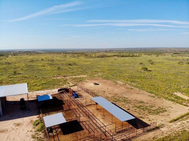 261 FM 261, Spur, TX 79370