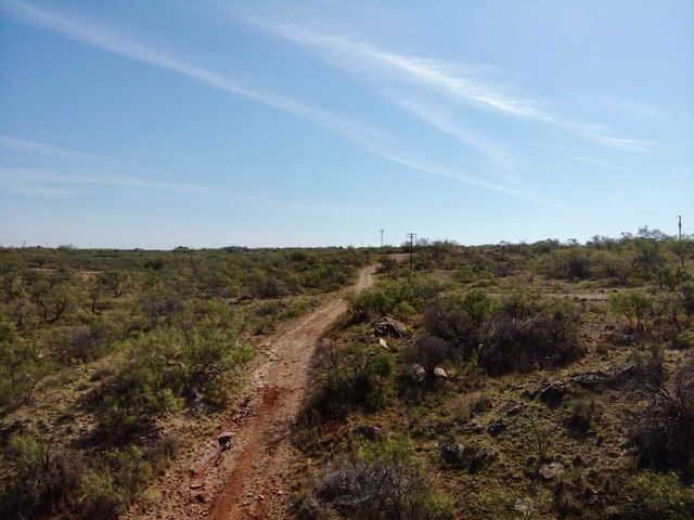 261 FM 261, Spur, TX 79370
