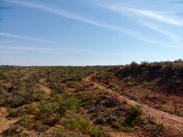 261 FM 261, Spur, TX 79370