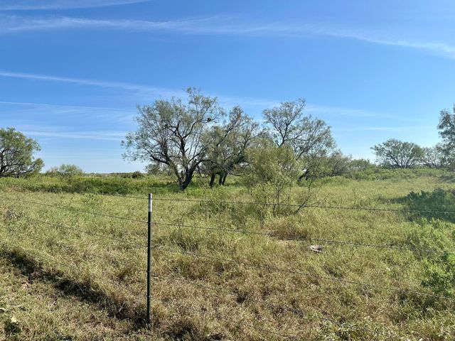 261 FM 261, Spur, TX 79370