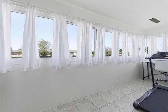 70 Bedford C, West Palm Beach, FL 33417