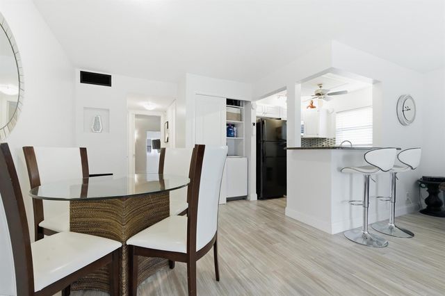 70 Bedford C, West Palm Beach, FL 33417
